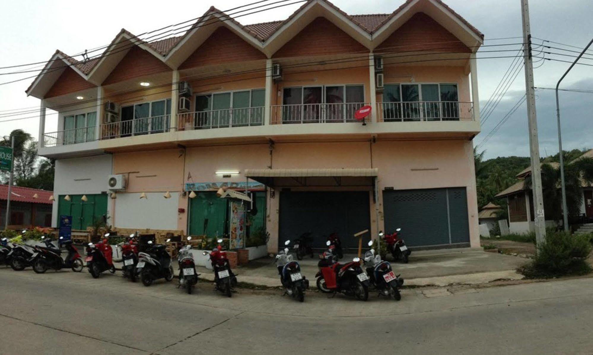 The Nomad House Hotel Ko Pha Ngan Buitenkant foto